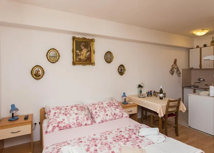 Stella Polaris 두브로브니크